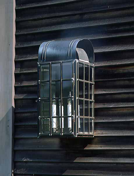 Colonial Heights Wall Mount Lantern