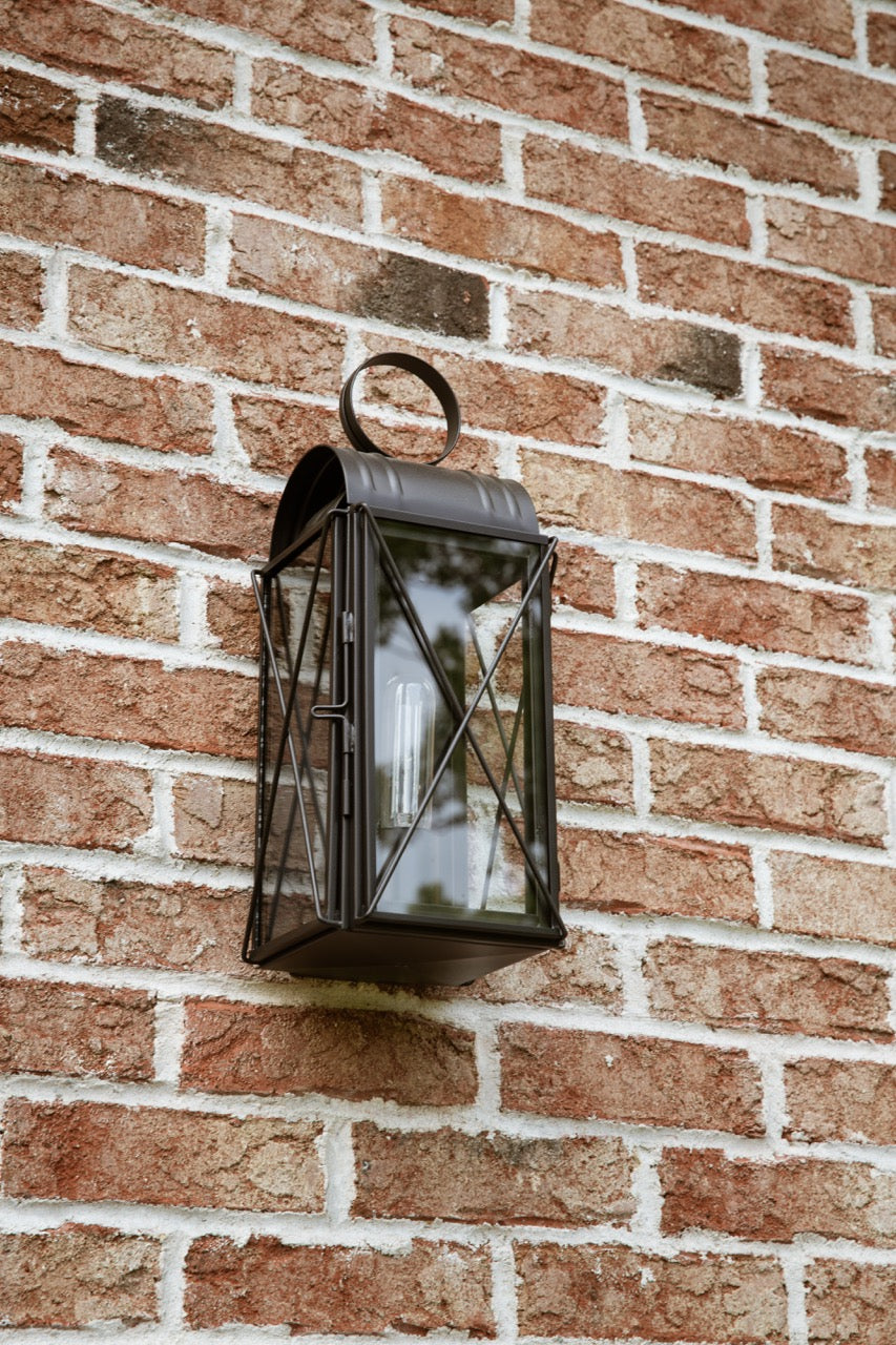 Tavern Wall Mount Lantern